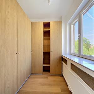Place Brugmann : Appartement rénové 1chambre + balcon 