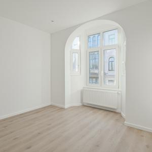 Lepoutre/Brugmann : Magnifique duplex rénové 2 chambres