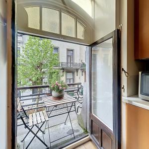 À proximité du Quartier EU, splendide appart 3 ch