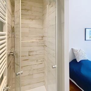 Pl. Brugmann : Bel appartement RDC rénové 