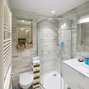 Pl. Brugmann : Bel appartement RDC rénové 