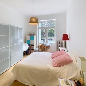 Pl. Brugmann : Bel appartement RDC rénové 