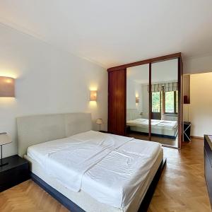 Roosevelt / Bois de la Cambre : Bel appartement + terrasse