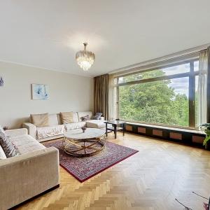 Roosevelt / Bois de la Cambre : Bel appartement + terrasse
