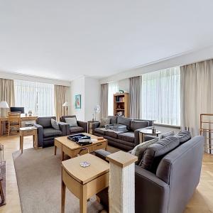 Roosevelt / Cambre : Bel appartement de standing + terrasse