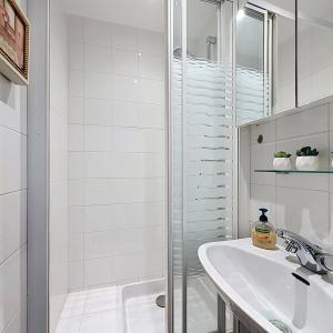Roosevelt / Cambre : Bel appartement de standing + terrasse