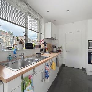 Roosevelt / Cambre : Bel appartement de standing + terrasse