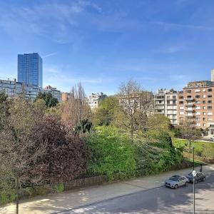 Jardin du Roi : Sompteux duplex rénové 2 chambres + bureau