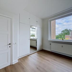 Jardin du Roi : Sompteux duplex rénové 2 chambres + bureau