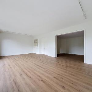 Jardin du Roi : Sompteux duplex rénové 2 chambres + bureau