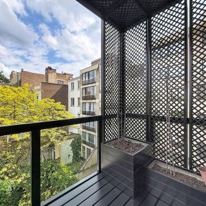 Jardin du Roi : Sompteux duplex rénové 2 chambres + bureau