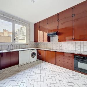 Jardin du Roi : Sompteux duplex rénové 2 chambres + bureau