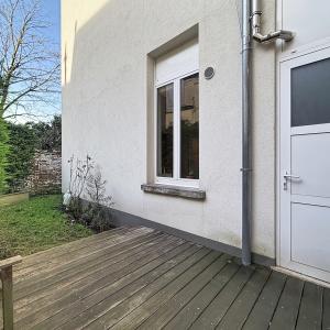 Haut de Saint-Gilles : Rez-de-chaussée avec jardin meublé