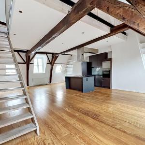 Centre de Bruxelles : Superbe duplex atypique + parking
