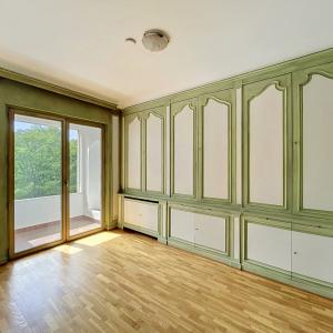 Sq. Vergote : Bel appartement 4 ch + terrasse + pkg