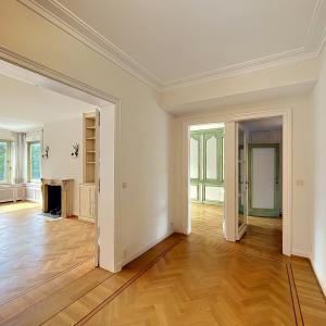 Sq. Vergote : Bel appartement 4 ch + terrasse + pkg