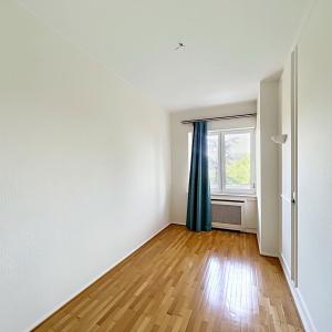Sq. Vergote : Bel appartement 4 ch + terrasse + pkg