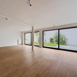 Cottages : Belle maison mitoyenne + terrasses + jardin