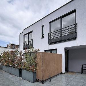 Cottages : Belle maison mitoyenne + terrasses + jardin
