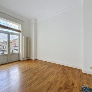 Place Brugmann : Appartement de haut standing 3 ch + bureau
