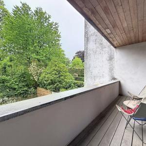 Churchill/Montjoie : Bel appartement meublé avec cour