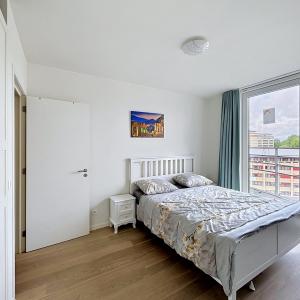 Marcel Thiry : magnifique appartement 2 chambres + terrasse