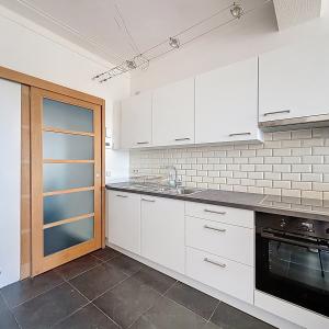 Coghen : Bel appartement rénové 1 chambre + bureau