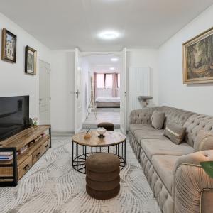 Quartier européen – Cinquantenaire : Bureau de ± 67 m²