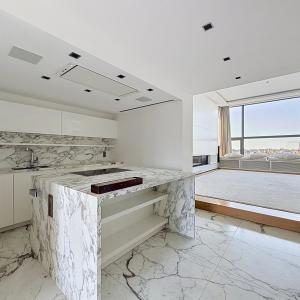 Louise - Jardin Roi : Sublime triplex penthouse + terrasses
