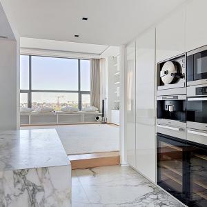 Louise - Jardin Roi : Sublime triplex penthouse + terrasses