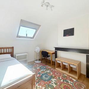 Proche Quartier EU, maison meublée 4 ch avec jardin