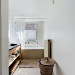 Proche Quartier EU, maison meublée 4 ch avec jardin