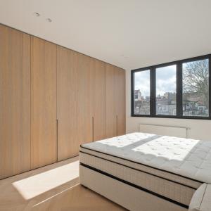 Abbaye, sublime duplex penthouse rénové 3 ch