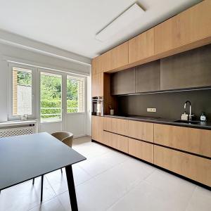 Roosevelt : Bel appartement meublé de 4 chambres + terrasse