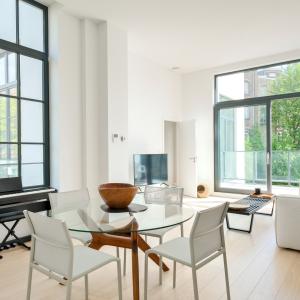 Pl. Stéphanie, superbe appartement 2 chambres + terrasse.