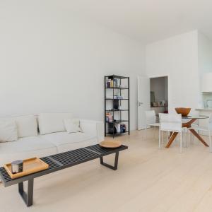 Pl. Stéphanie, superbe appartement 2 chambres + terrasse.
