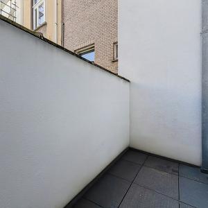 Pl. Brugmann/Lepoutre : Superbe appartement rez-de-chaussée 