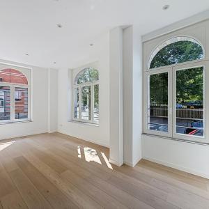 Pl. Brugmann/Lepoutre : Superbe appartement rez-de-chaussée 