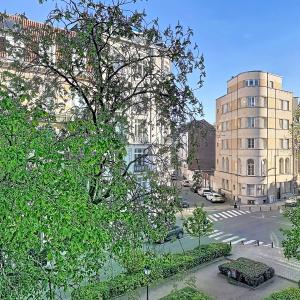 Lepoutre / Pl. Brugmann : Beau studio meublé