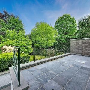 De Fré/Wolvendael : Charmante maison 3 façades avec jardin