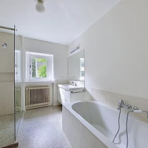 De Fré/Wolvendael : Charmante maison 3 façades avec jardin