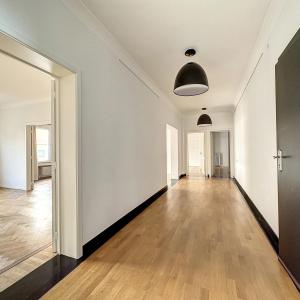 Depage : Sublime appartement 4 ch. + bureau + parking