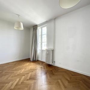 Depage : Sublime appartement 4 ch. + bureau + parking