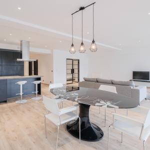 Pl. Madou - Magnifique loft 2ch de ± 170 m² bruts.