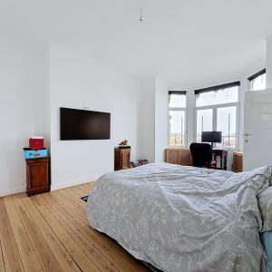 Place Brugmann : Lumineux appartement de caractère 