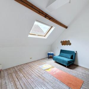 Pl. Brugmann/Châtelain : Joli loft en duplex