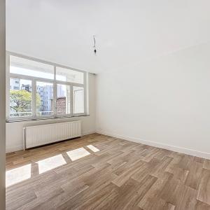Darwin : Bel appartement au dernier étage + balcon