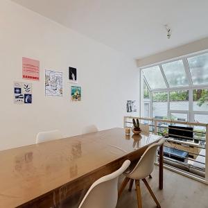 Châtelain / Defacqz : Beau duplex avec cour - colocation OK