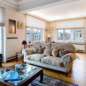 Quartier Européen : Magnifique appartement 3 ch + parking