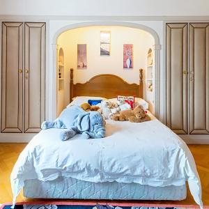Quartier Européen : Magnifique appartement 3 ch + parking